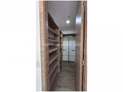Apartamento de 3 alcobas en venta en Loma Del Escobero, Envigado, 110 m² · foto 12 de 17