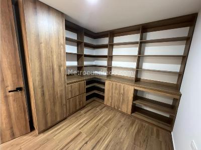 Apartamento de 3 alcobas en venta en Patio Bonito, Medellín, 242 m² · foto 8 de 10