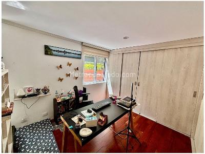 Apartamento de 2 alcobas en venta en Castropol, Medellín, 150 m² · foto 10 de 17