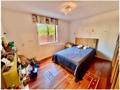 Apartamento de 2 alcobas en venta en Castropol, Medellín, 150 m² · foto 12 de 17