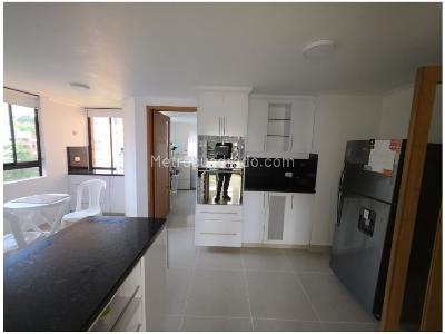 Apartamento de 4 alcobas en venta en El Poblado, Medellín, 350 m² · foto 2 de 20