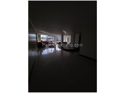 Apartamento de 4 alcobas en venta en El Poblado, Medellín, 350 m² · foto 13 de 20