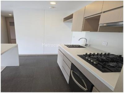 Apartamento de 2 alcobas en venta en Las Palmas, Medellín, 78 m² · foto 4 de 9