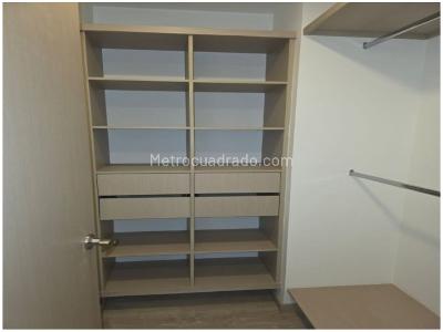 Apartamento de 2 alcobas en venta en Las Palmas, Medellín, 78 m² · foto 8 de 9