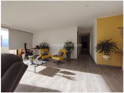 Apartamento de 4 alcobas en venta en Milla De Oro, Medellín, 268 m² · foto 16 de 20