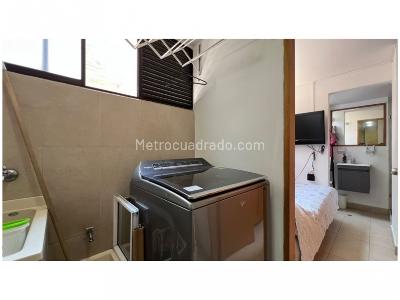 Apartamento de 4 alcobas en venta en Milla De Oro, Medellín, 213 m² · foto 10 de 20
