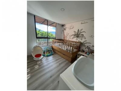 Apartamento de 2 alcobas en venta en Loma De Las Brujas, Envigado, 116 m² · foto 10 de 18