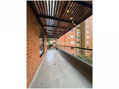 Apartamento de 2 alcobas en venta en Loma De Las Brujas, Envigado, 116 m² · foto 17 de 18