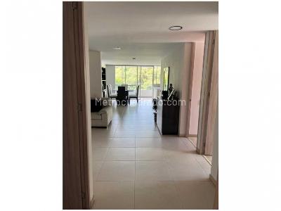 Apartamento de 3 alcobas en venta en Los Colores, Medellín, 92 m² · foto 7 de 18