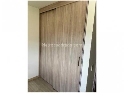 Apartamento de 3 alcobas en venta en Los Colores, Medellín, 92 m² · foto 16 de 18