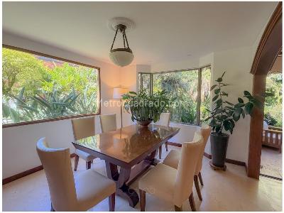 Casa de 3 alcobas en venta en Altos Del Poblado, Medellín, 218 m² · foto 7 de 18