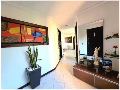 Apartamento de 4 alcobas en venta en Zuniga, Envigado, 144 m² · foto 1 de 20
