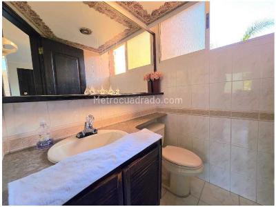 Apartamento de 4 alcobas en venta en Zuniga, Envigado, 144 m² · foto 2 de 20