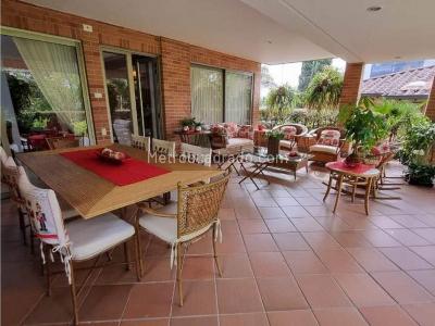 Casa de 4 alcobas en venta en La Calera, Medellín, 293 m² · foto 10 de 15