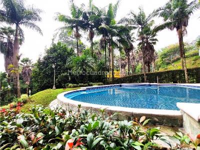 Apartamento de 3 alcobas en venta en La Calera, Medellín, 235 m² · foto 14 de 17