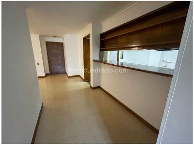 Apartamento de 2 alcobas en venta en Zuniga, Envigado, 107 m² · foto 4 de 10