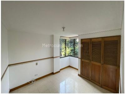 Apartamento de 2 alcobas en venta en Zuniga, Envigado, 107 m² · foto 6 de 10