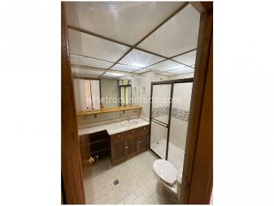 Apartamento de 2 alcobas en venta en Zuniga, Envigado, 107 m² · foto 9 de 10