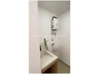 Apartamento de 2 alcobas en venta en El Dorado, Envigado, 65 m² · foto 7 de 13