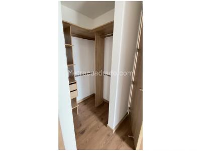 Apartamento de 2 alcobas en venta en El Dorado, Envigado, 65 m² · foto 10 de 13