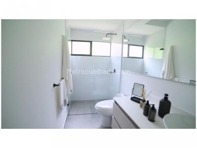 Apartamento de 3 alcobas en venta en Loma Del Escobero, Envigado, 124 m² · foto 11 de 20