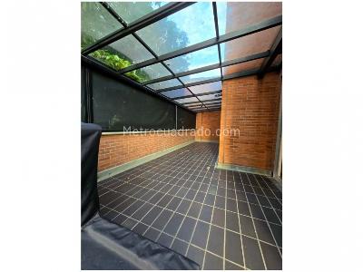 Apartamento de 2 alcobas en venta en Los Parra, Medellín, 260 m² · foto 10 de 20