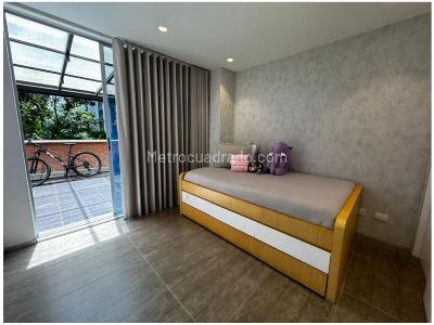Apartamento de 2 alcobas en venta en Los Parra, Medellín, 260 m² · foto 16 de 20