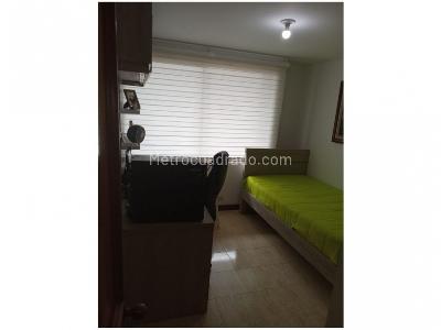 Apartamento de 4 alcobas en venta en Laureles, Medellín, 142 m² · foto 12 de 19