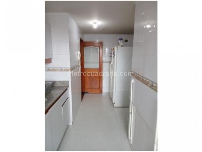 Apartamento de 4 alcobas en venta en Laureles, Medellín, 142 m² · foto 15 de 19