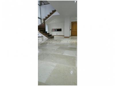 Apartamento de 5 alcobas en venta en La Castellana, Medellín, 230 m² · foto 18 de 20