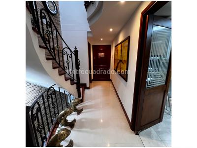 Casa de 4 alcobas en venta en Loma De Los Mesa, Envigado, 282 m² · foto 6 de 20