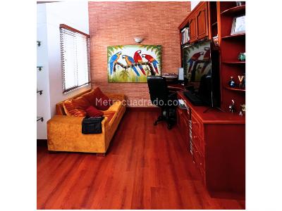Casa de 4 alcobas en venta en Loma De Los Mesa, Envigado, 282 m² · foto 12 de 20