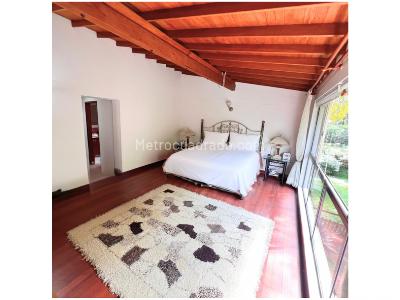 Casa de 4 alcobas en venta en Loma De Los Mesa, Envigado, 282 m² · foto 14 de 20