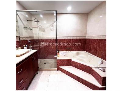 Casa de 4 alcobas en venta en Loma De Los Mesa, Envigado, 282 m² · foto 20 de 20