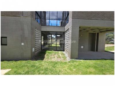 Casa de 3 alcobas en venta en Loma Del Escobero, Envigado, 600 m² · foto 4 de 20