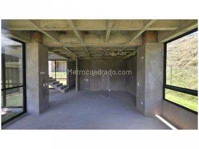 Casa de 3 alcobas en venta en Loma Del Escobero, Envigado, 600 m² · foto 8 de 20