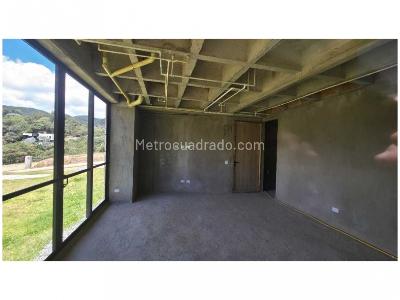 Casa de 3 alcobas en venta en Loma Del Escobero, Envigado, 600 m² · foto 11 de 20