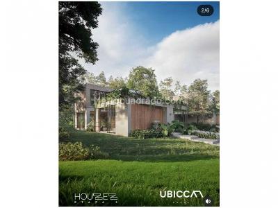 Casa de 2 alcobas en venta en Loma Del Escobero, Envigado, 1501 m² · foto 10 de 20
