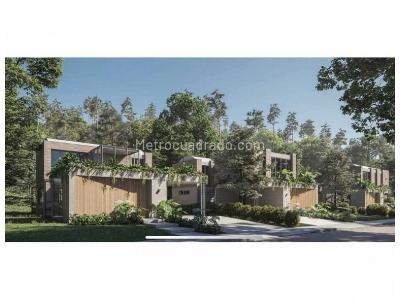 Casa de 2 alcobas en venta en Loma Del Escobero, Envigado, 1501 m² · foto 18 de 20