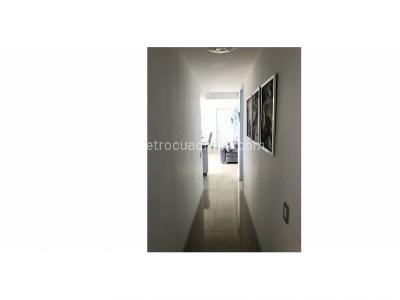 Apartamento de 3 alcobas en venta en Las Flores, Envigado, 84 m² · foto 8 de 15