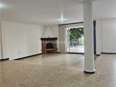 Casa de 5 alcobas en venta en La Calera, Medellín, 420 m² · foto 7 de 19