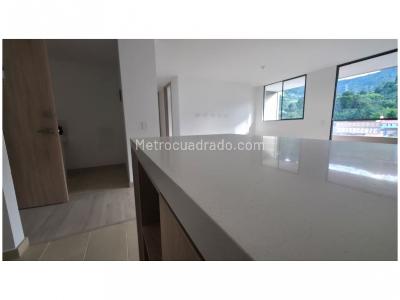 Apartamento de 2 alcobas en venta en Camino Verde, Medellín, 73 m² · foto 7 de 20