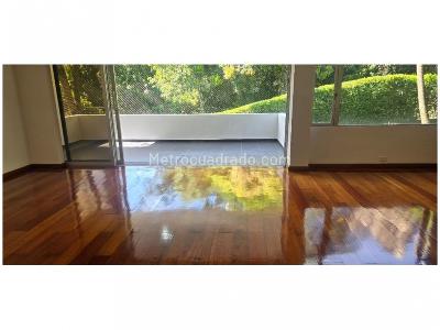 Apartamento de 4 alcobas en venta en Milla De Oro, Medellín, 230 m² · foto 2 de 20