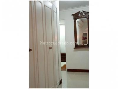 Apartamento de 3 alcobas en venta en El Poblado, Medellín, 147 m² · foto 8 de 13