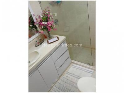 Apartamento de 3 alcobas en venta en El Poblado, Medellín, 147 m² · foto 11 de 13