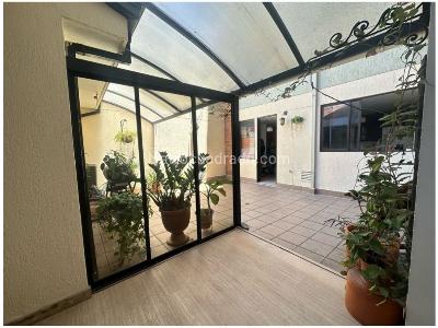 Apartamento de 3 alcobas en venta en Laureles, Medellín, 161 m² · foto 7 de 17