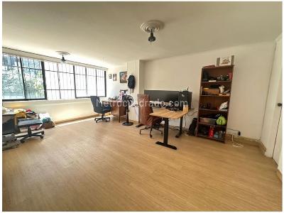 Apartamento de 3 alcobas en venta en Laureles, Medellín, 161 m² · foto 13 de 17