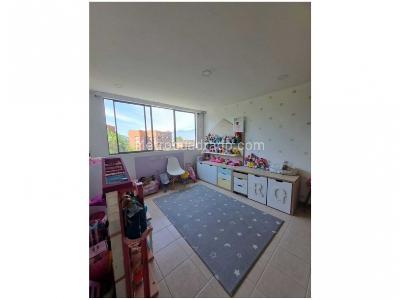 Apartamento de 3 alcobas en venta en San Lucas, Medellín, 144 m² · foto 9 de 20