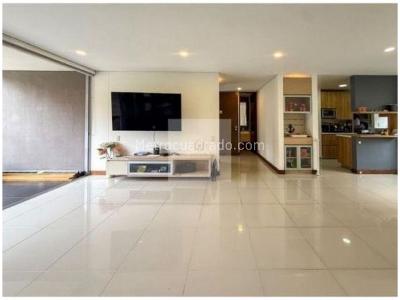 Apartamento de 3 alcobas en venta en El Tesoro, Medellín, 151 m² · foto 5 de 14