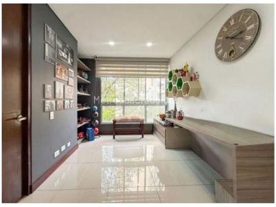 Apartamento de 3 alcobas en venta en El Tesoro, Medellín, 151 m² · foto 8 de 14